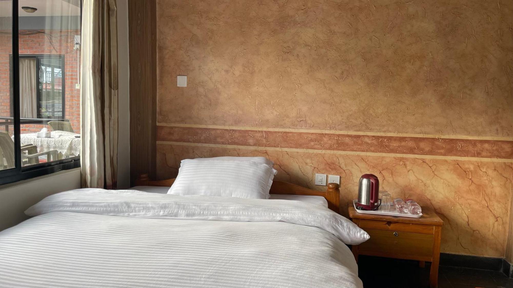 פוקהרה Hotel Hakoniwa מראה חיצוני תמונה